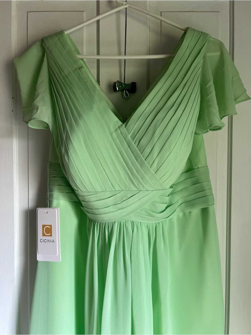 Civilian Women's Light Green V-Neck Pleated Chiffon Dress Bridesmaid size  14